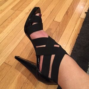 Sexy straps black patent leather heels